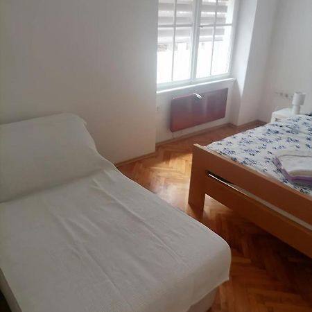 Apartman Semren Apartment Zagreb Ngoại thất bức ảnh