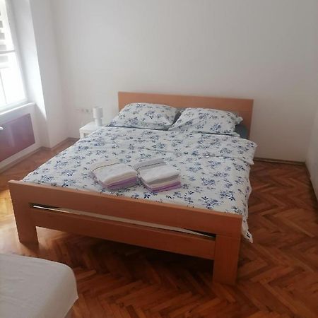 Apartman Semren Apartment Zagreb Ngoại thất bức ảnh