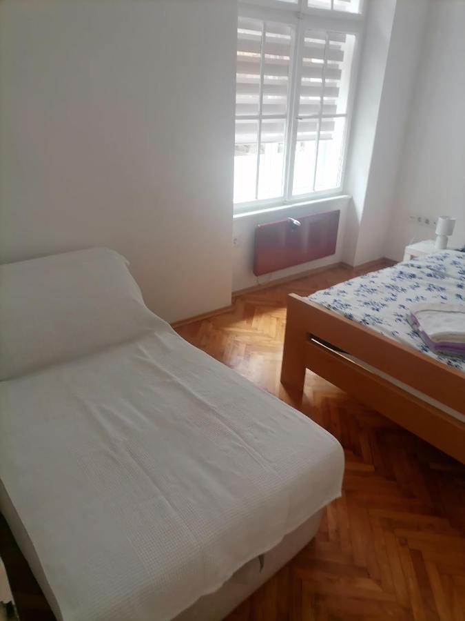 Apartman Semren Apartment Zagreb Ngoại thất bức ảnh